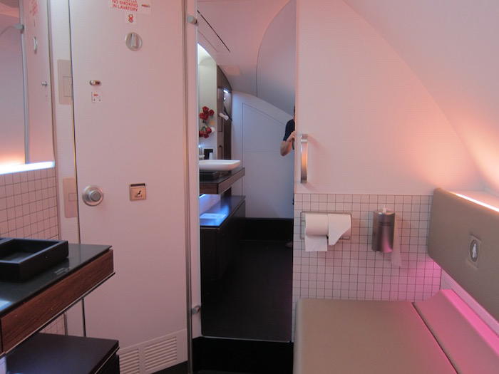 Qatar-Airways-First-Class-A380 - 18