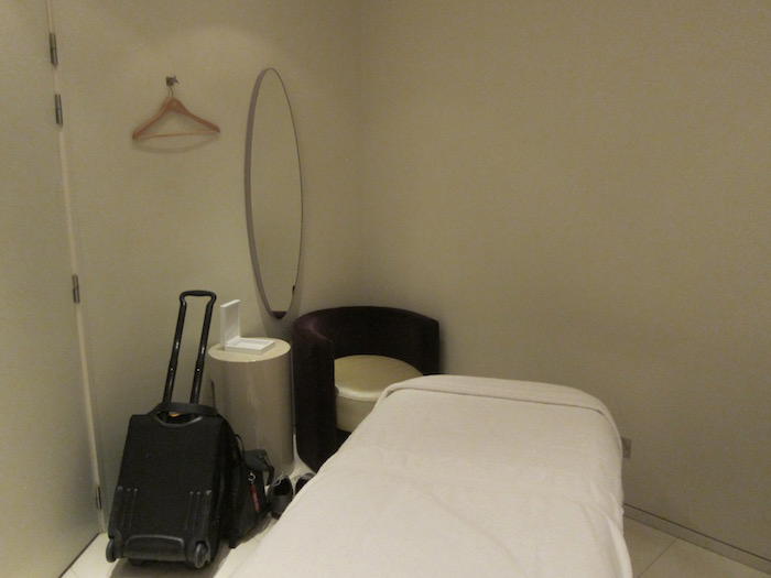 Air-France-First-Class-Lounge-Paris - 77