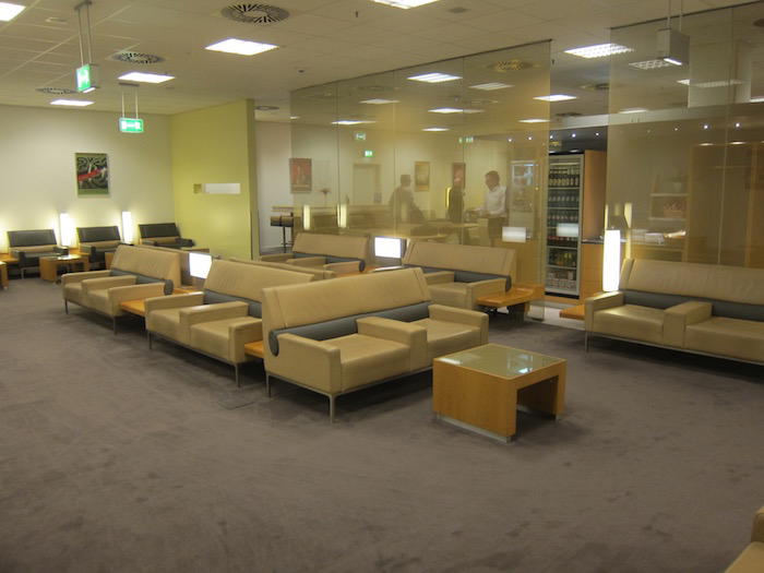 Air-France-Lounge-Frankfurt-Airport - 15