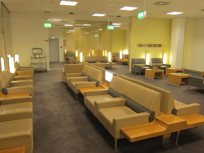 Air-France-Lounge-Frankfurt-Airport - 16