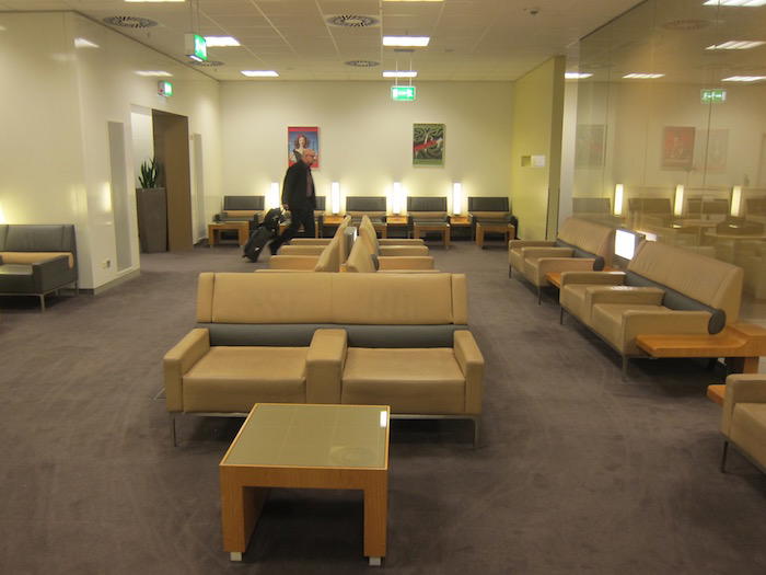 Air-France-Lounge-Frankfurt-Airport - 17
