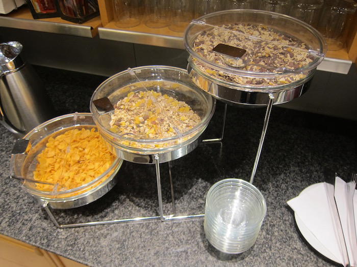 Air-France-Lounge-Frankfurt-Airport - 25