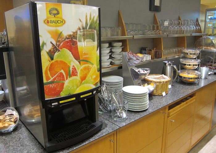 Air-France-Lounge-Frankfurt-Airport - 28