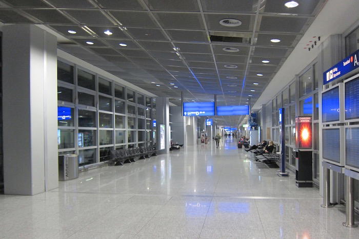 Air-France-Lounge-Frankfurt-Airport - 6