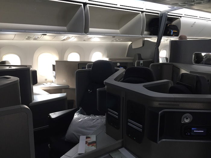 American-Business-Class-787 - 3