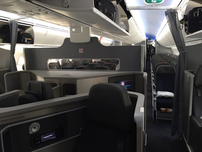 American-Business-Class-787 - 4