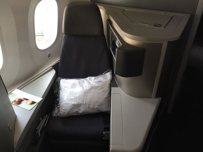 American-Business-Class-787 - 8