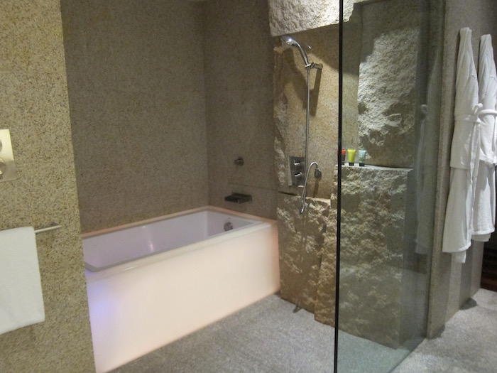 Andaz-Shanghai-Hotel - 40