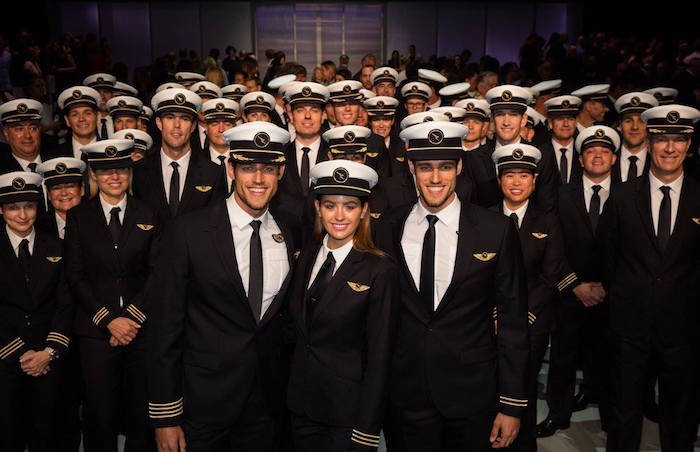 Qantas-Pilot-Uniforms-1