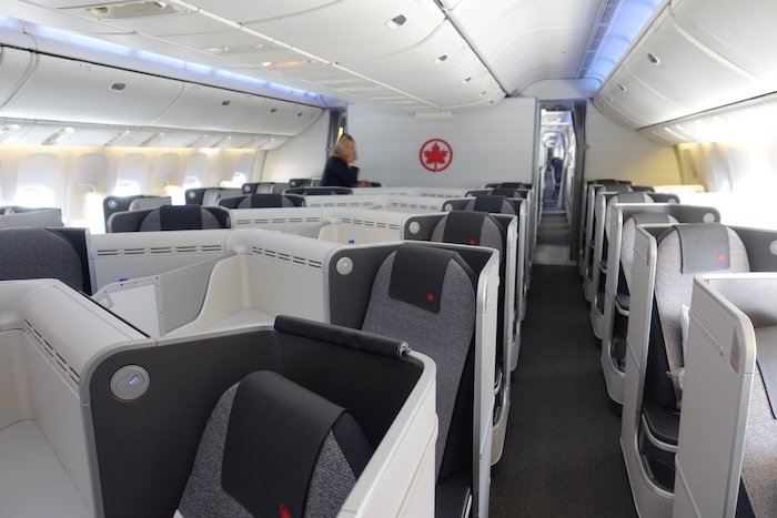 Air-Canada-777-Business-Class - 1