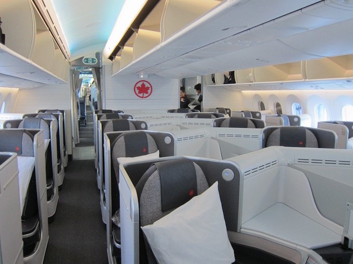 Air-Canada-787-Business-Class - 2