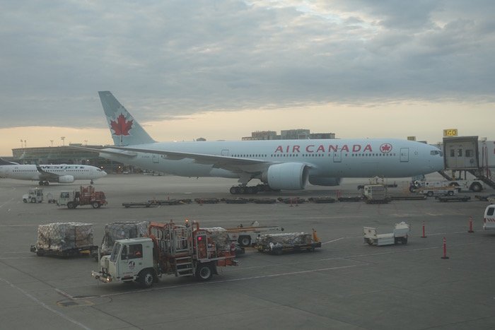 Air-Canada-787-Business-Class - 75