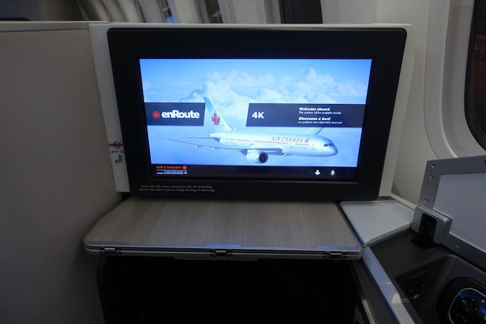 Air-Canada-Business-Class-787 - 6