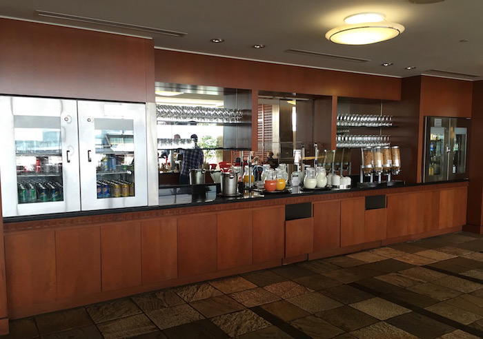 Air-Canada-Lounge-Vancouver - 19
