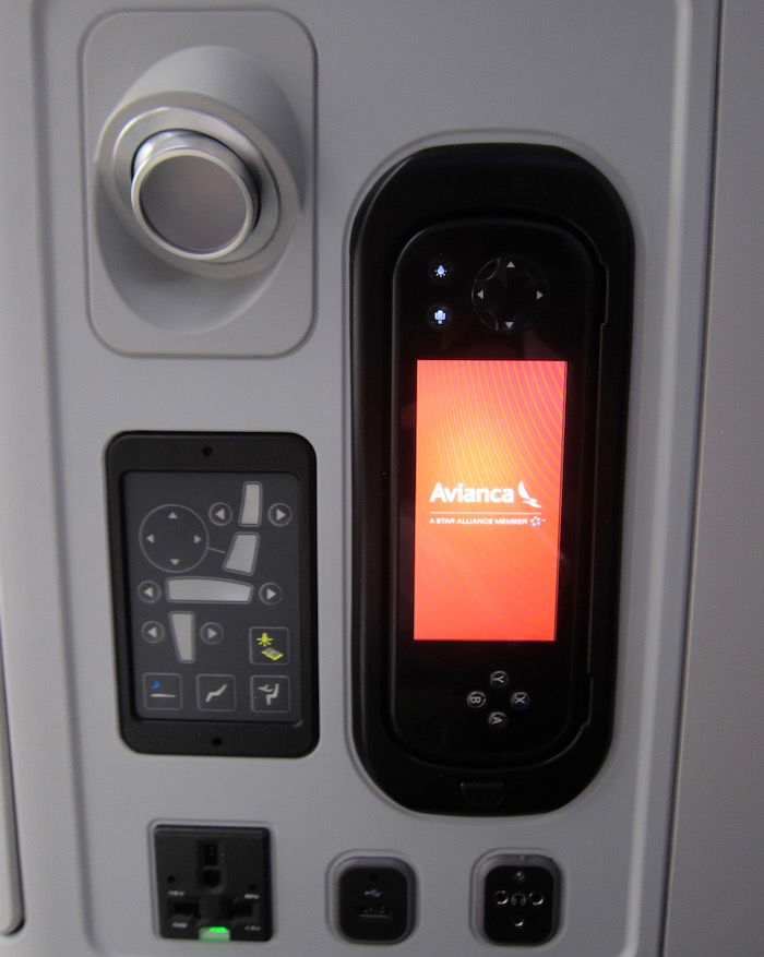 Avianca-787-Business-Class - 14