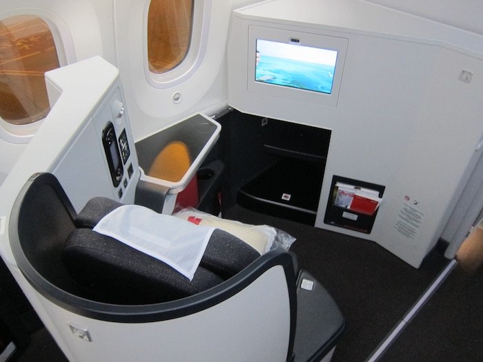 Avianca-Business-Class-787 - 8