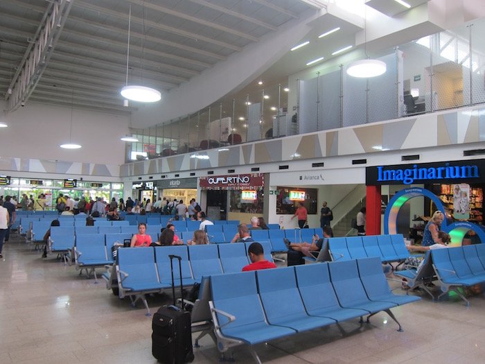 Avianca-Lounge-Cartagena-Airport - 1
