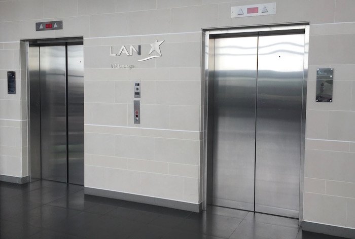 LAN-Lounge-Bogota-Airport - 3