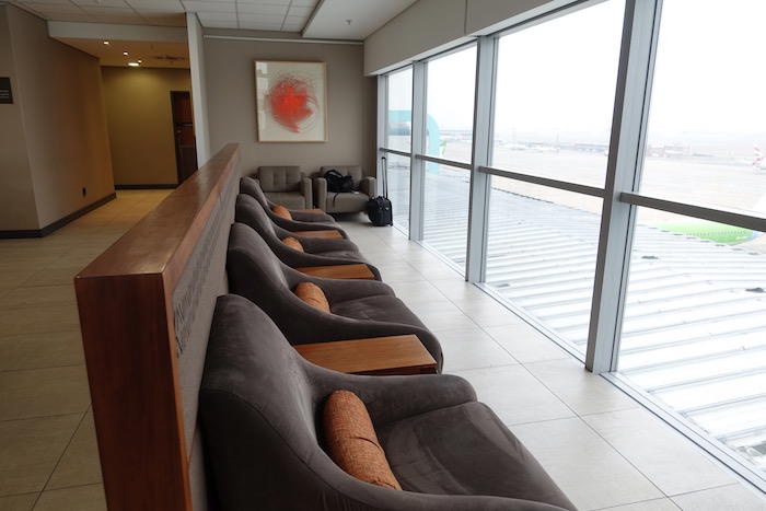 South-African-Airways-Lounge-Johannesburg - 33
