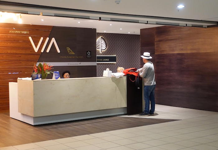South-African-Airways-Lounge-Johannesburg - 8