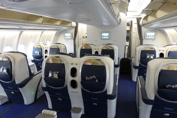 South-African-Business-Class-A340 - 5