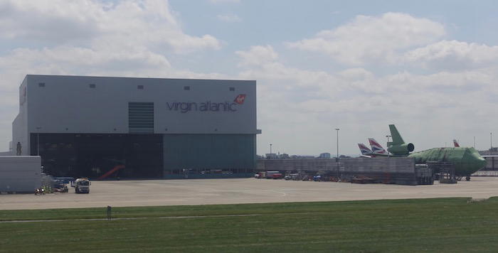 Air-Canada-777-Business-Class - 22