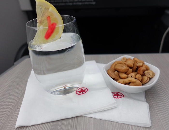 Air-Canada-777-Business-Class - 39