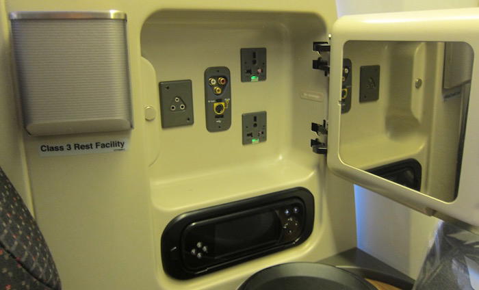 American-First-Class - 6