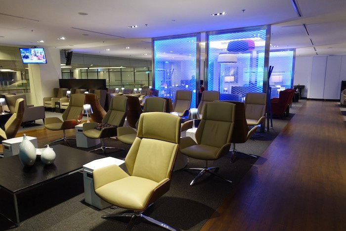 British-Airways-Lounge-Singapore - 11