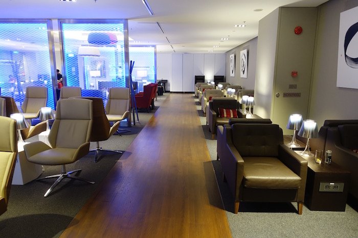 British-Airways-Lounge-Singapore - 13