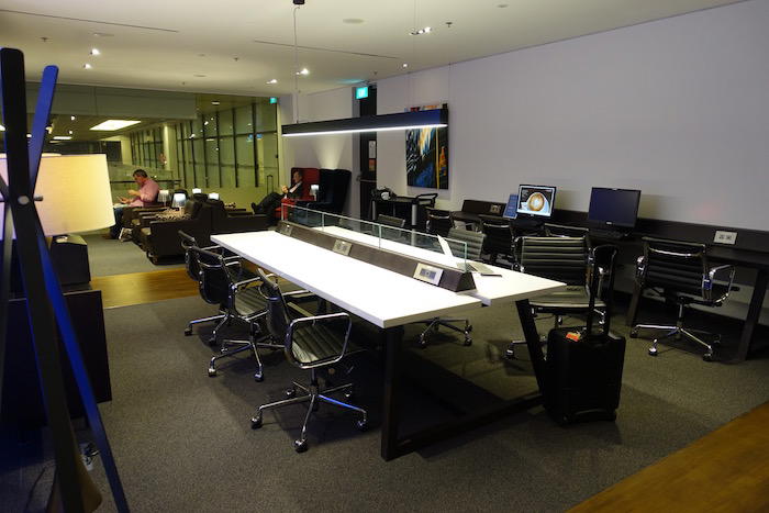 British-Airways-Lounge-Singapore - 15
