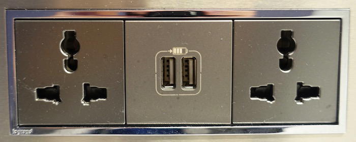 British-Airways-Lounge-Singapore - 16