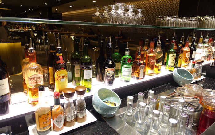 British-Airways-Lounge-Singapore - 22