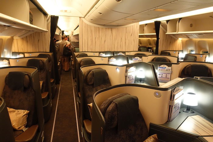 China-Airlines-Business-Class-777 - 10