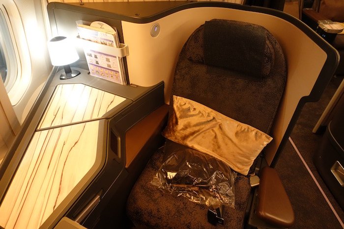 China-Airlines-Business-Class-777 - 15
