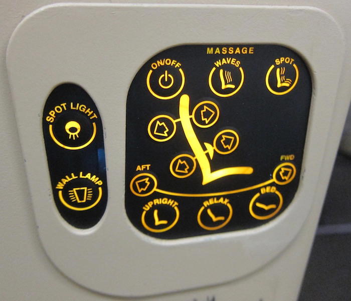 Etihad-Business-Class-A340 - 16