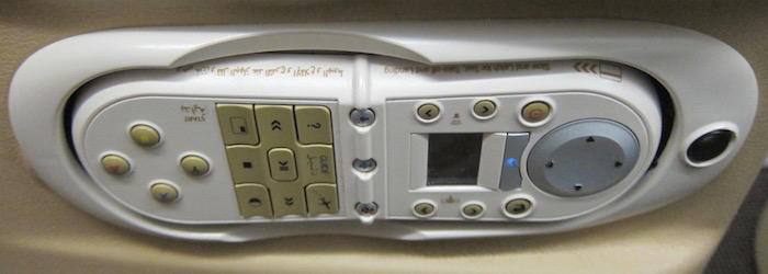 Etihad-Business-Class-A340 - 18