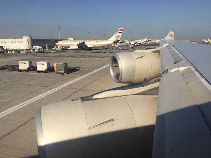 Etihad-Business-Class-A340 - 30