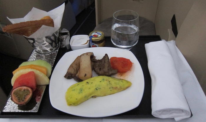 Etihad-Business-Class-A340 - 51
