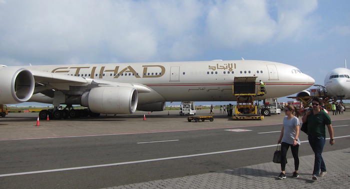 Etihad-Business-Class-A340 - 67