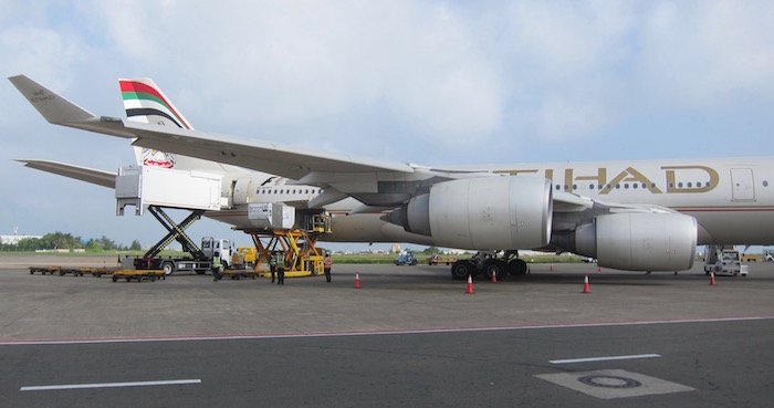 Etihad-Business-Class-A340 - 68