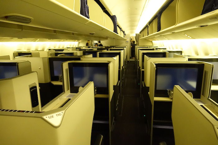 Japan-Airlines-Business-Class-777 - 2