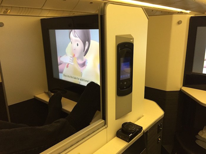 Japan-Airlines-Business-Class-777 - 28