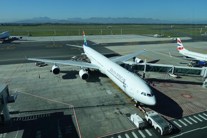 South-African-Lounge-Cape-Town-Airport - 23