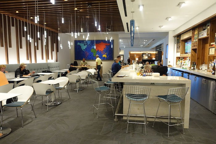 Amex-Centurion-Lounge-Houston - 13