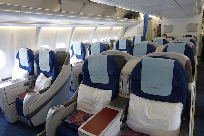 China-Eastern-A330-Business-Class - 1