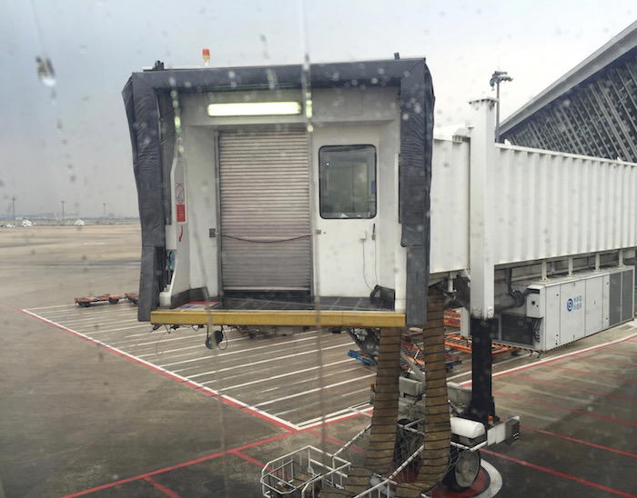 China-Eastern-A330-Business-Class - 24