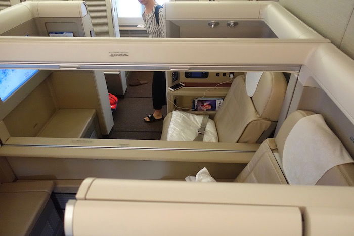 China-Eastern-Business-Class-777 - 106