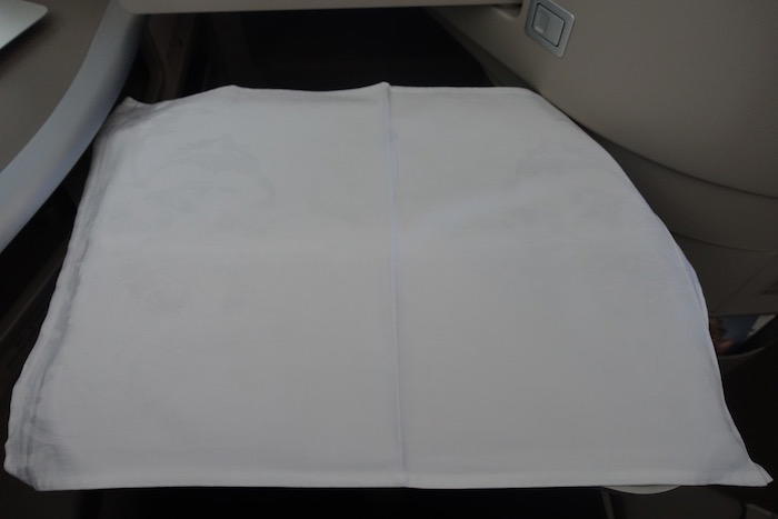 China-Eastern-Business-Class-777 - 69