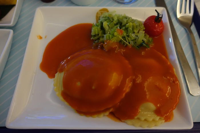 China-Eastern-Business-Class-777 - 94